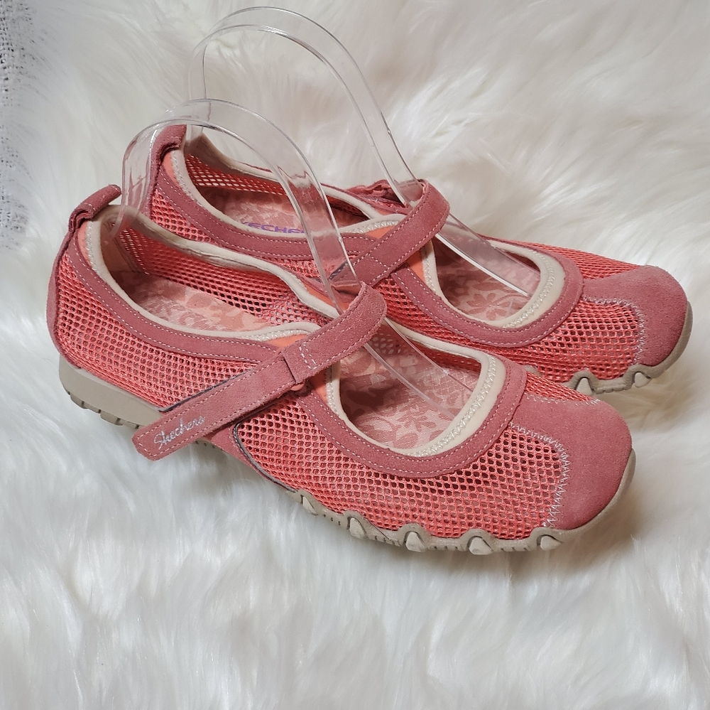 Skechers Relaxed Fit Memory Foam Mesh Sandals